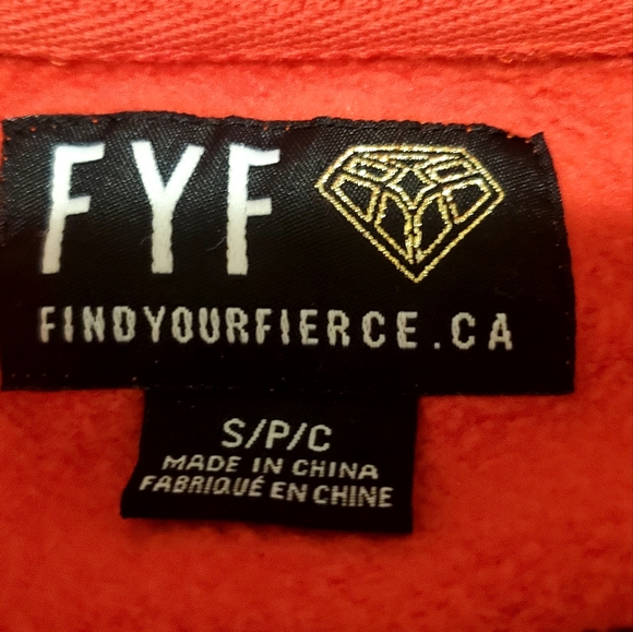 Crop Top long sleeved size small - Picture 3 of 3